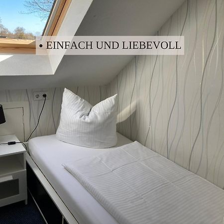 Haus Krabbe Apartments, Zentral Gelegen Im Idyllischen Nordseeort Zwischen Bremerhaven Und Cuxhaven, Hunde Kostenfrei Willkommen, Hauseigene Kostenfreie Parkplaetze Времен Екстериор снимка