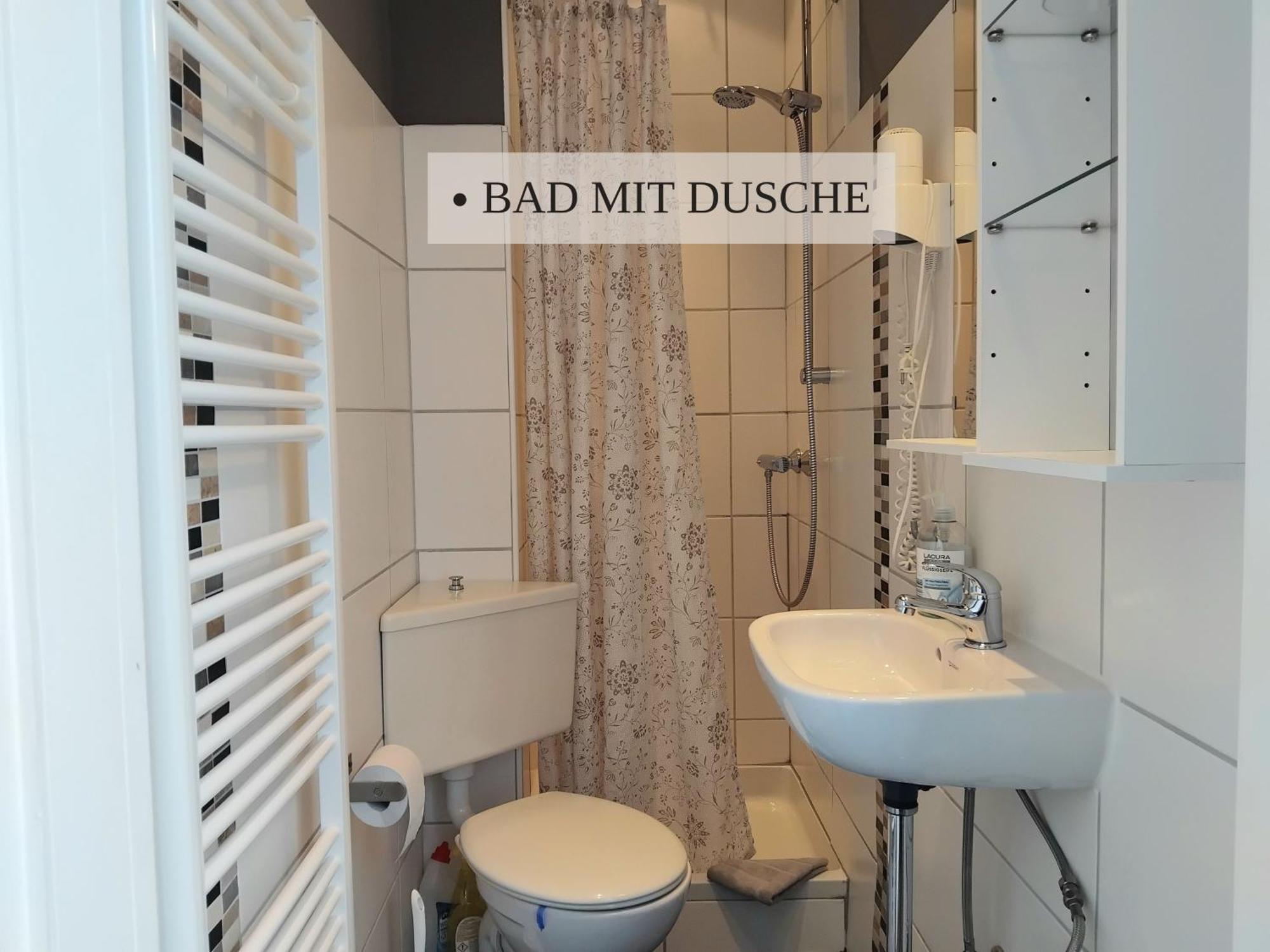 Haus Krabbe Apartments, Zentral Gelegen Im Idyllischen Nordseeort Zwischen Bremerhaven Und Cuxhaven, Hunde Kostenfrei Willkommen, Hauseigene Kostenfreie Parkplaetze Времен Екстериор снимка